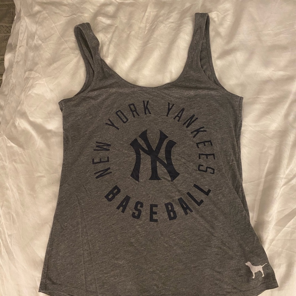 New York Yankees x Victoria’s Secret PINK tank